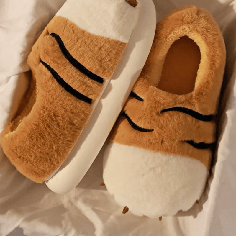 Cozy Tiger Paws Slippers - ZooFeet